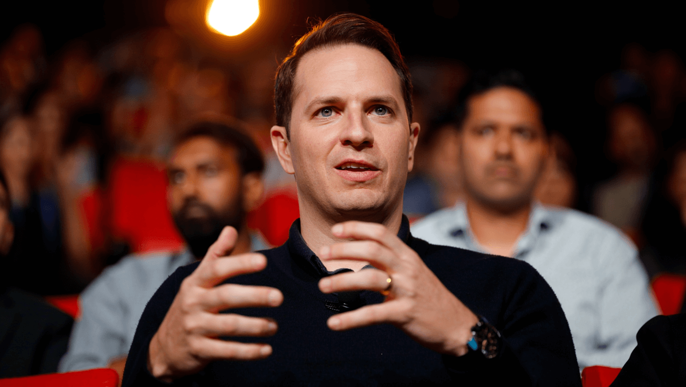 El CEO de OpenAI la lía y “borra” el valor de la humanidad: “Un ser humano gasta más que una IA”