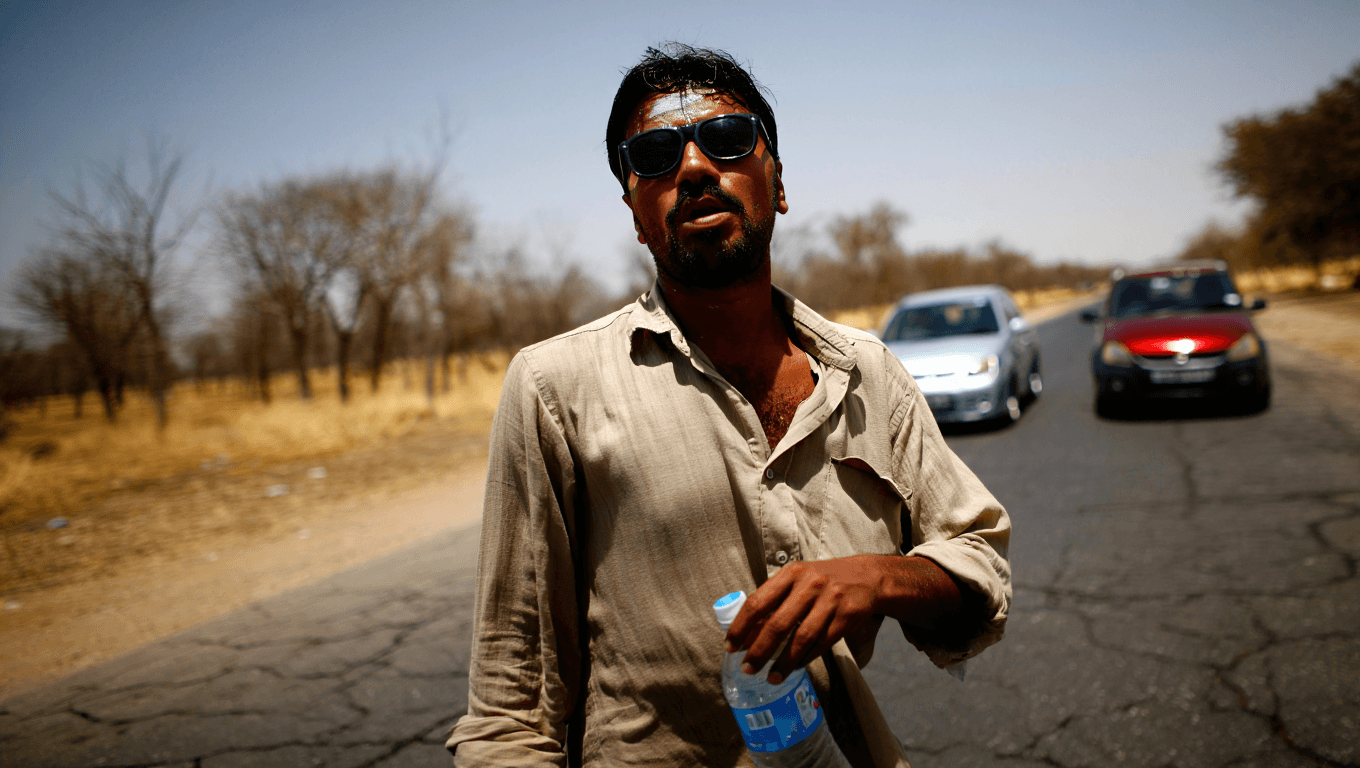 La canícula comienza con el verano más cálido desde 1961 y avisos rojos por calor extremo