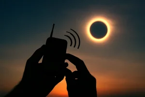 Tecnología para ciegos convierte el próximo eclipse solar en sonido